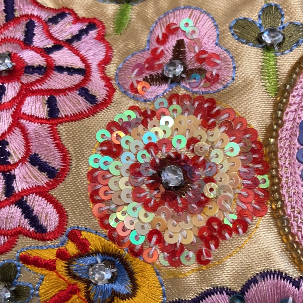 Festive clutch! - Picture 9 of 15